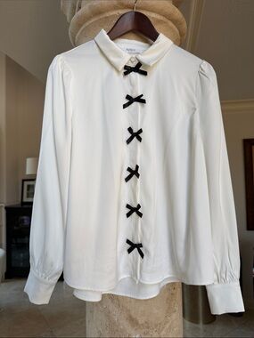 Cream Button-Up Blouse with Black Bow Accents Sz Medium